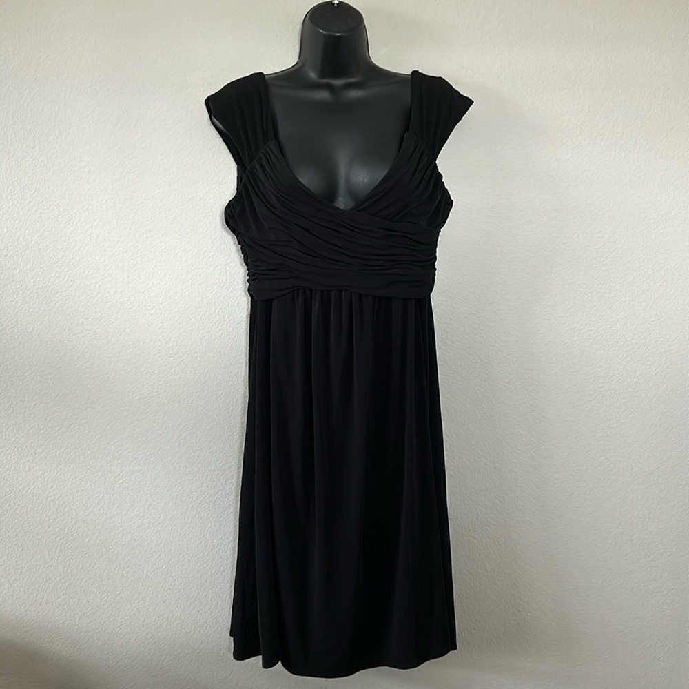 Suzi Chin for Maggy Boutique Black V Neck Ruched Bust Empire Waist Dress